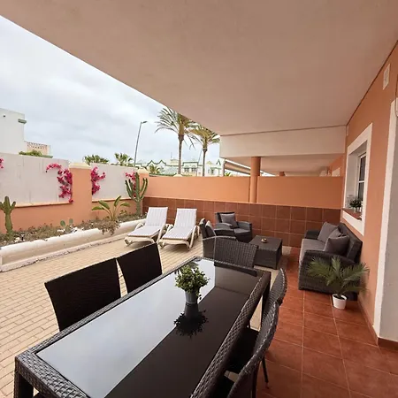 Calma House